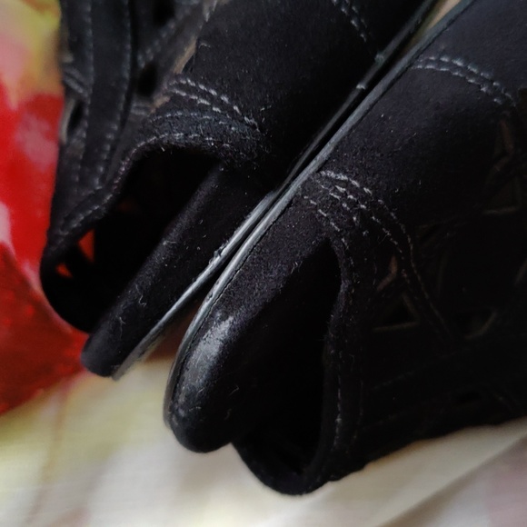 MICHAEL Michael Kors Black Laser Cut Ivy Bootie - Size 37 or US Size 7 - Picture 12 of 12